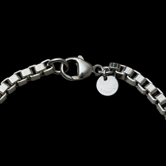 Tiffany & Co. Bracelet Sterling 7.25" inches Venetian Box Link Chain 4 mm 925 - Picture 3 of 3